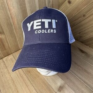 YETI‎ Strap Back Trucker Hat Navy Blue White Net Back